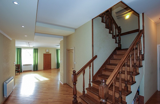 Продам коттедж в Академгородке, район Бердска, возле Речкуновского санатория п. Светлый ул. Черничная